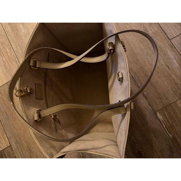 Louis Vuitton OnTheGo MM Empreinte - Picture 11 of 13